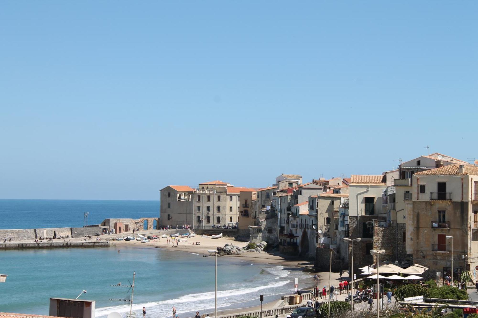 Book Your Place Cefalù Buitenkant foto